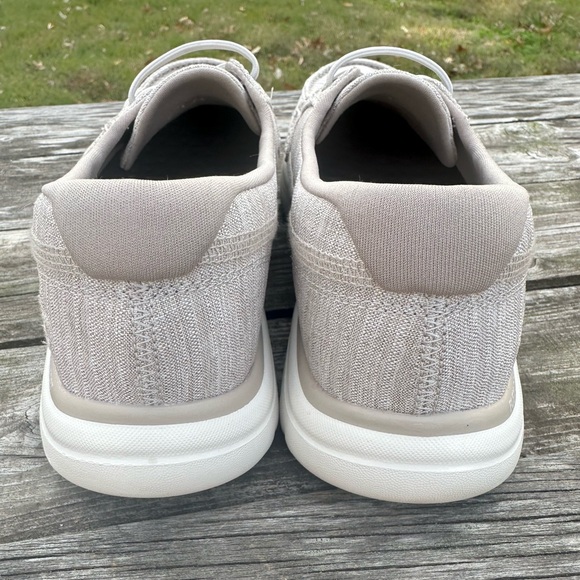 Skechers OTG FLEX Slip On Trainers Sneakers
Taupe Women’s Size 7.5 - Picture 6 of 7